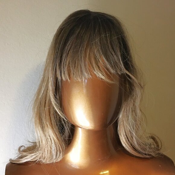24" Layered with bangs Wheat-Colored Wig - Picture 5 of 11